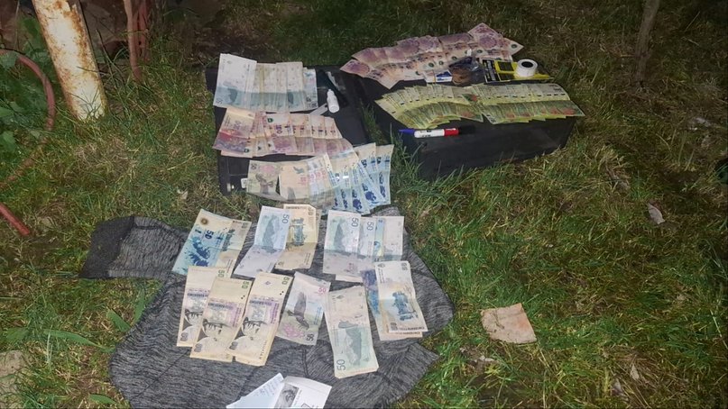 Paso de la Patria: recuperaron una caja fuerte robada y detuvieron a dos personas