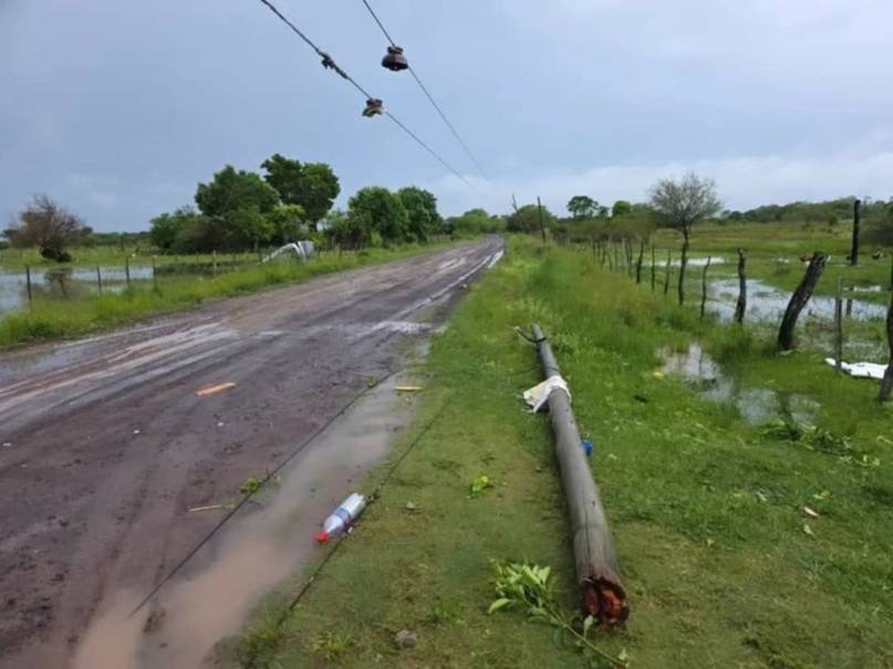 San Luis del Palmar: 100 mm de lluvia, el Riachuelo sube y ya hay 10 familias evacuadas- San Luis del Palmar: 100 mm de lluvia, el Riachuelo sube y ya hay 10 familias evacuadas
