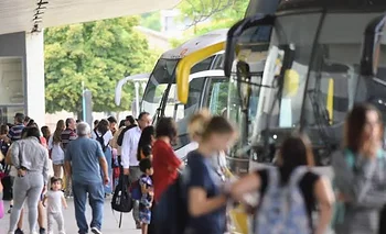 Fin de semana largo: 1,5 millones de personas se movilizaron por el país