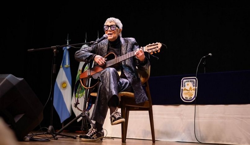 Teresa Parodi recibió el Doctorado Honoris Causa de la Universidad Nacional de San Luis