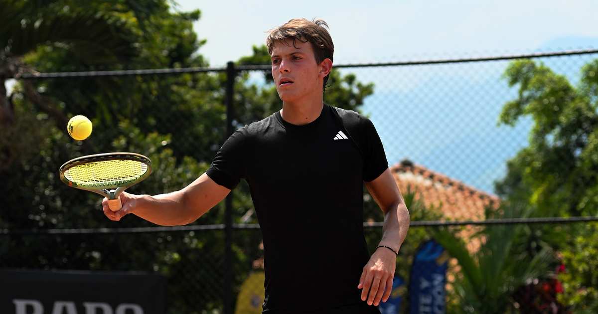 Zárate llegó a cuartos de final en Cali y Monzón a segunda ronda en Maceio
