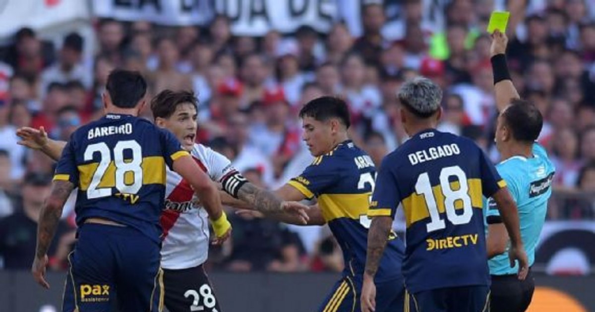 Superclásico: se conoció quién será el árbitro del choque entre Boca y River
