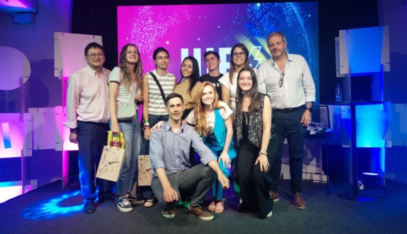 Estudiantes correntinos inventaron un kit que detecta drogas en bebidas alcohólicas- Estudiantes correntinos inventaron un kit que detecta drogas en bebidas alcohólicas