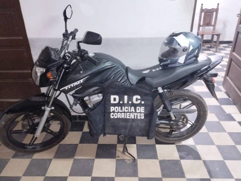 Secuestraron una moto y detuvieron a un implicado por el robo millonario en una avenida