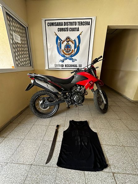 Amenazas: incautaron arma, droga y $4 millones en efectivo en Corrientes