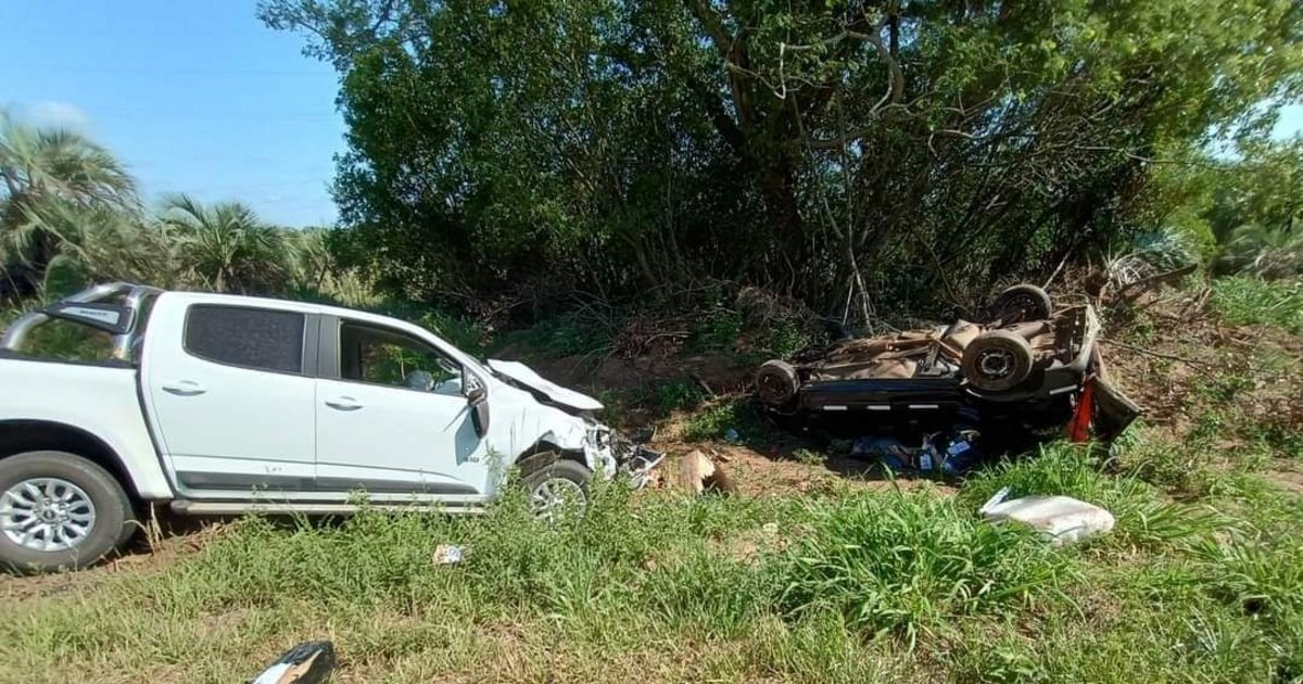 Dos muertos tras un choque entre una camioneta y un utilitario en una ...