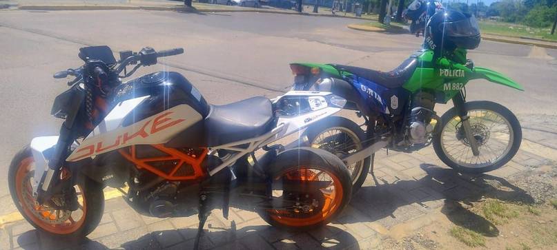 Un joven circulaba a bordo de una motocicleta de alta cilindrada buscada por robo- Un joven circulaba a bordo de una motocicleta de alta cilindrada buscada por robo