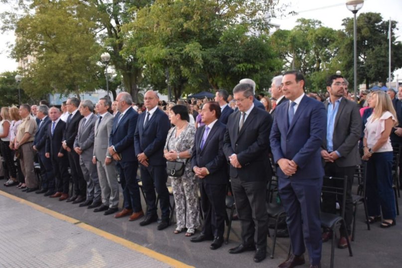 En una emotiva misa, Adolfo Larregain asumió como nuevo arzobispo de Corrientes 